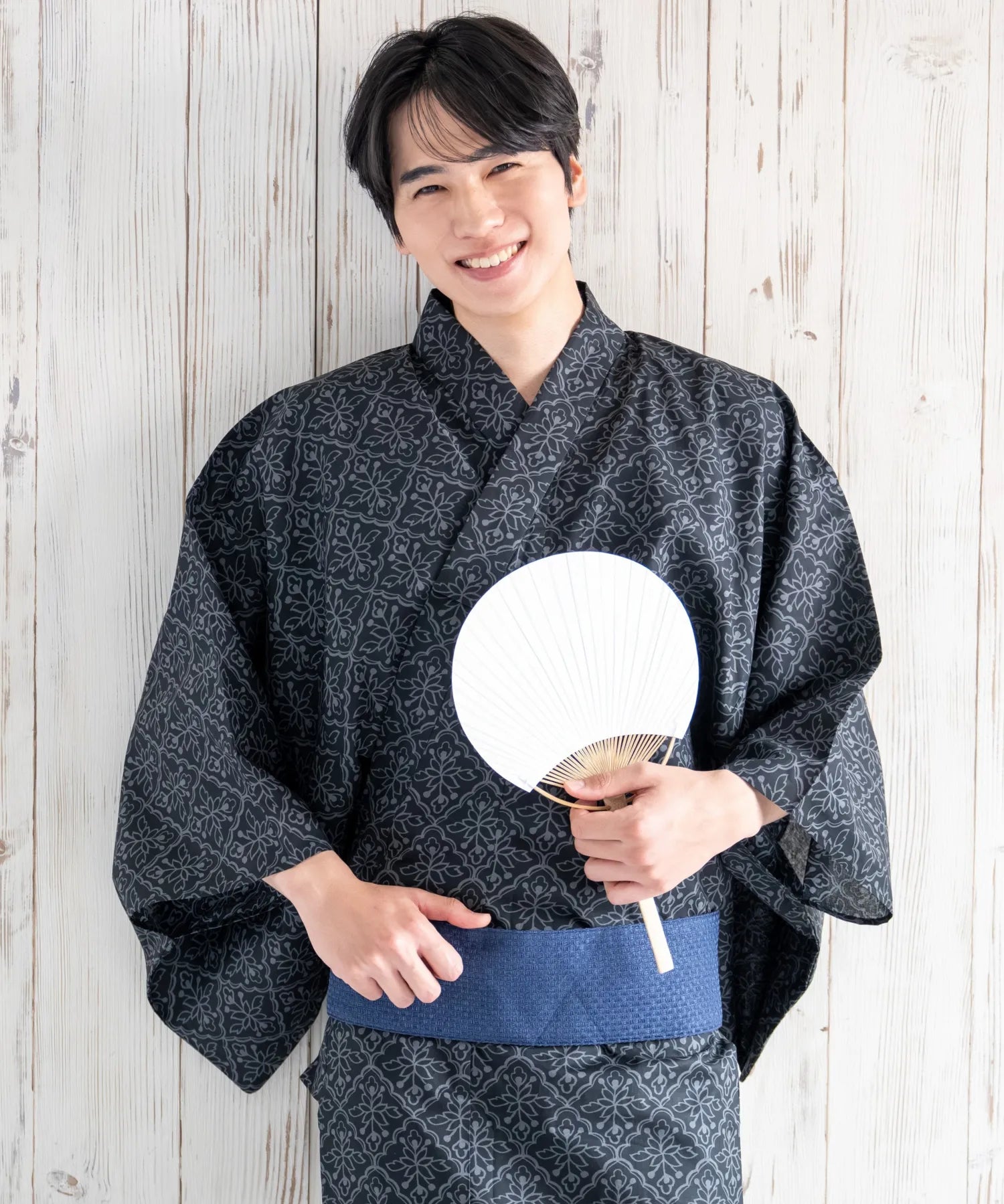 粋夏浴衣 黒影雅文 メンズ 3点セット(浴衣・角帯・雪駄)