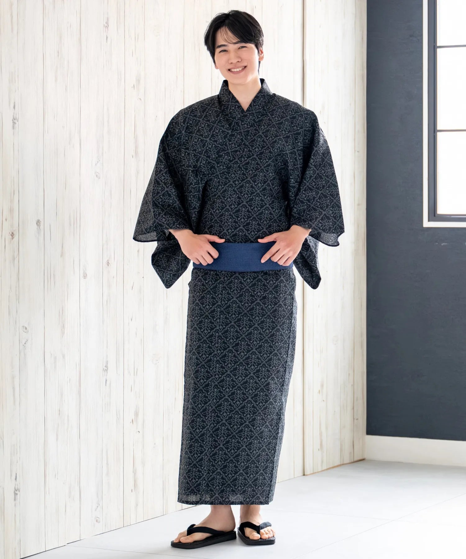 粋夏浴衣 黒影雅文 メンズ 3点セット(浴衣・角帯・雪駄)